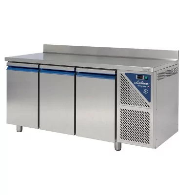 DALMEC - Table réfrigérée négative avec dosseret -18/-22°C - 350 L - 3 portes - Avec groupe logé