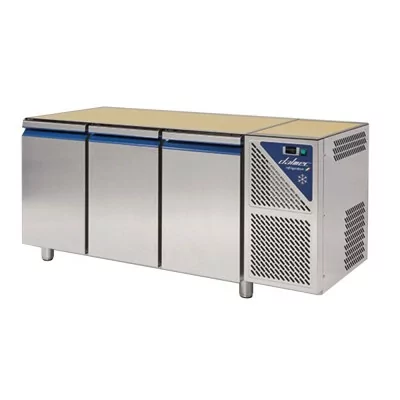 DALMEC - Table réfrigérée négative sans dessus -18/-22°C - 460 L - 3 portes - Sans groupe logé