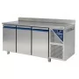 DALMEC - Table réfrigérée avec dosseret - Positive 0/+10°C - 460 L - 3 portes - Groupe logé