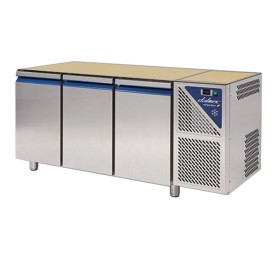 DALMEC - Table réfrigérée positive 0/+10°C - 460 L - 3 portes - Sans dessus - Avec groupe logé