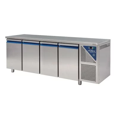 DALMEC - Table réfrigérée positive 0/+10°C - 470 L - 4 portes - Sans dosseret - Sans groupe logé