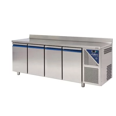 DALMEC - Table réfrigérée positive 0/+10°C - 470 L - Avec dosseret - 4 portes - Avec groupe logé