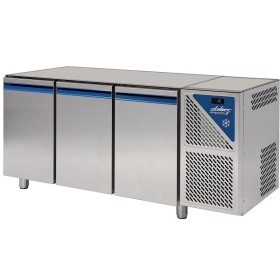DALMEC - Table réfrigérée positive - Sans groupe - 606 L - 3 portes pleines - P. 800 - 600x400 - Sans dessus