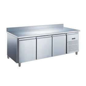 FURNOTEL - Déclassé - Table réfrigérée inox positive avec évaporateur ventilé 3 portes 339 L avec dosseret