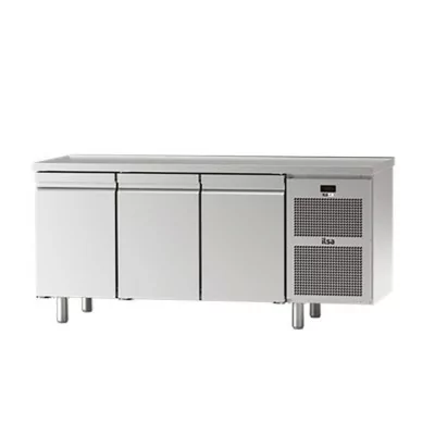 ILSA - Déclassé - Table réfrigérée positive -2/+8°C avec groupe - 3 portes - Sans dosseret - NEOS