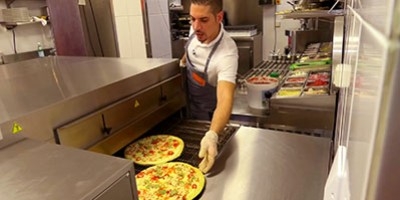 Lusitalia installe son premier four à pizzas convoyeur Moretti Forni